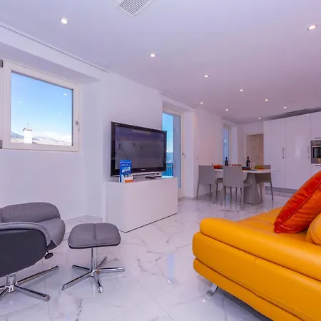 Yellow View - Happy Apartment Ronco sopra Ascona